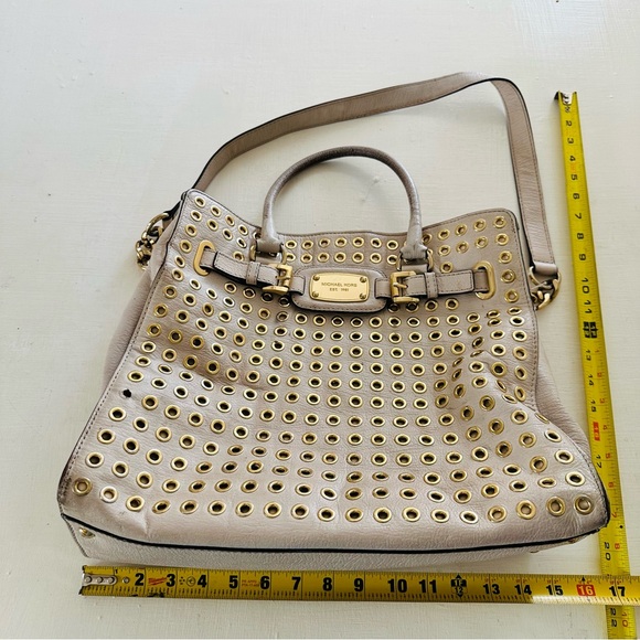 Cream and gold Michael Kors purse see photos - Picture 7 of 8